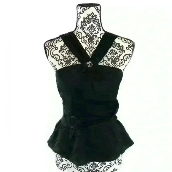 Hutch Design Versi Black Halter Top - Picture 5 of 14
